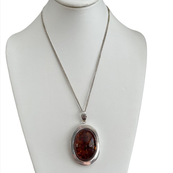 Huge oval cabochon Baltic honey amber sterling silver pendant & chain - Picture 3 of 15